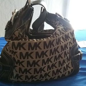 Michael kors purse black tan